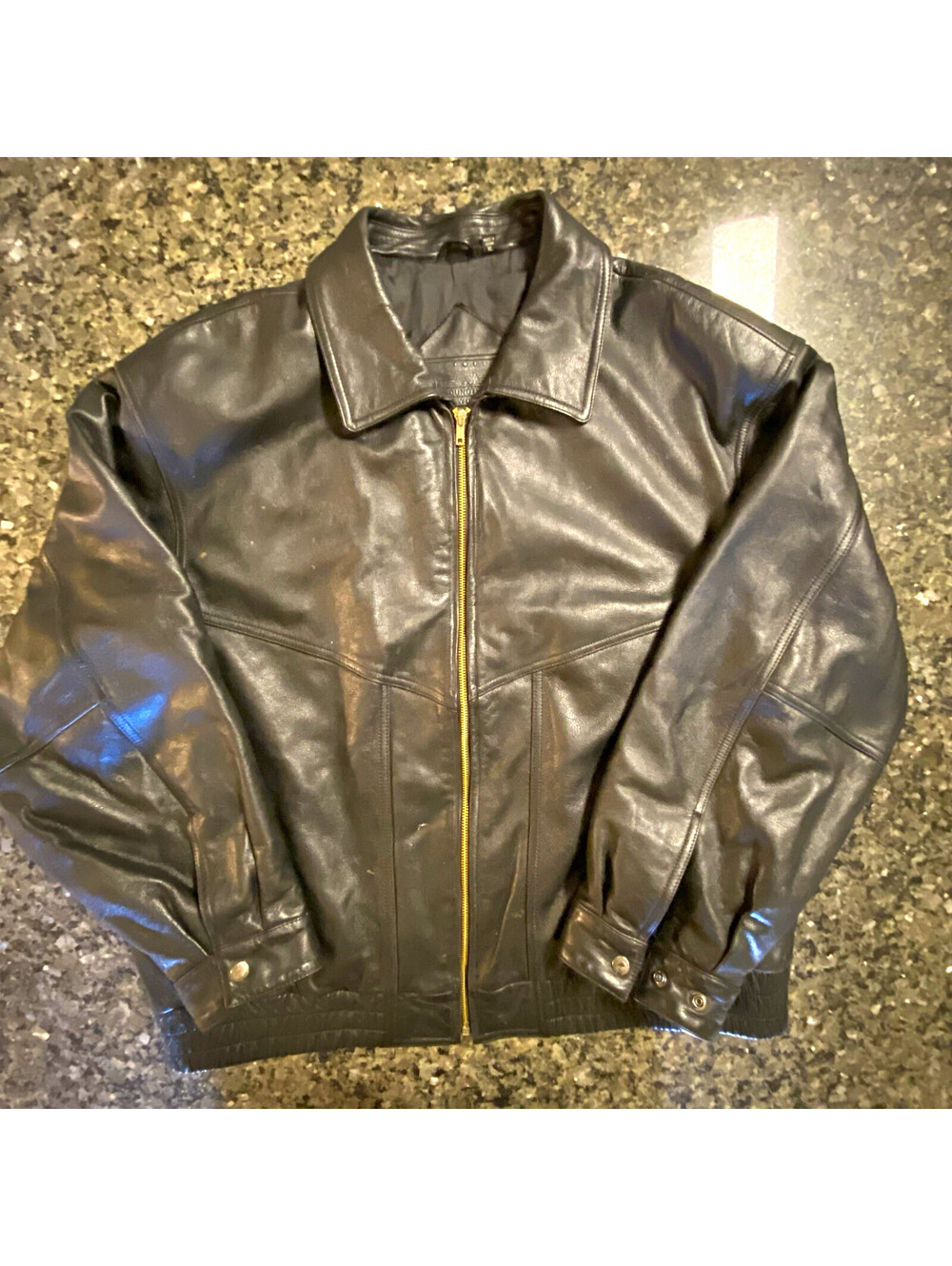 Mens Black Leather Bomber Jacket XL Regular Short Full Zip Lined Point Collar